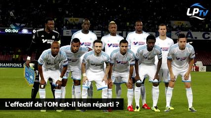 Comme nettoyer la personne à ladolescent des boutons et les points noirs