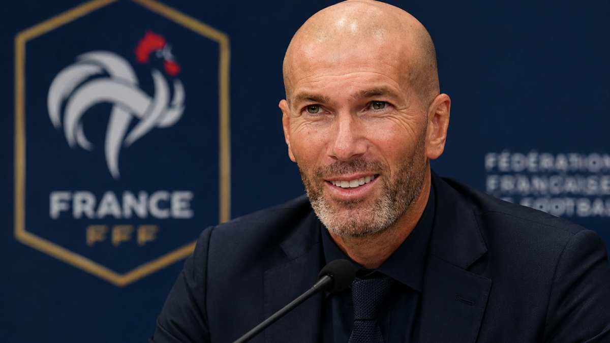 Foot - Zidane dresse le bilan de son premier rassemblement
